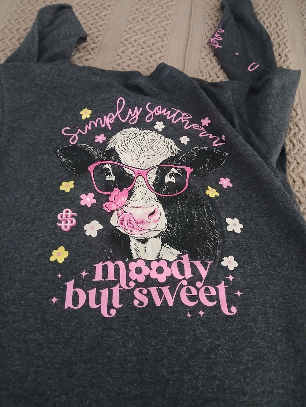 Simply Southern Girls' Moody But Sweet Graphic Top - SZ XL PREOWNED
